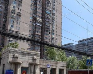 新兴家园2室1厅东南