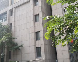 二四号线双地铁口可以直达全市位置优越