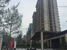 业主诚心急售,出行方便,适合居住