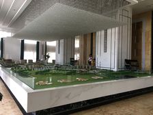 爱达壹号A区三室双卫一楼带花园随时看房万达商圈