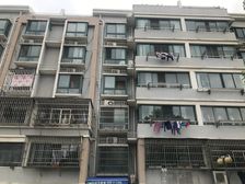 树园新苑,2012年建成小区,宝龙旁地铁口,停车不紧张