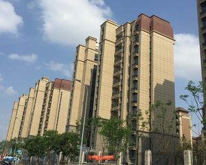 恒大御澜庭131平户型方正精装修有钥匙看房方便