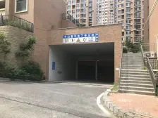 下跃 精装保持好 看房方便 房主诚心卖