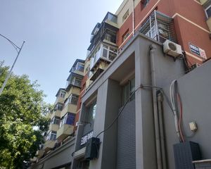 南横西街96号院南北通透两居室