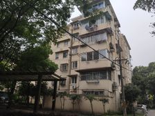 位置安静,非顶楼,价格公道交通方便