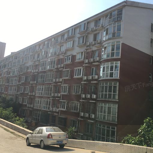 林溪花园住宅4室2厅2卫南北朝向3800.00元/月出租