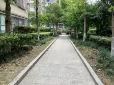 中环边大4房加顶楼复式装修两百万中yang空调加暖气