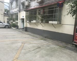 团结巷3室2厅南