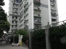 满五年税费少,朝向好,楼层好,采光充足,配套设施齐