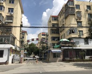三房,中间楼层,看房方便