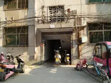 湖新园小区 2室1厅 南