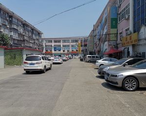 站前东街3室1厅南北