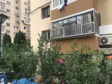 体育场 新华小区 2000年封闭小区,居家好住所