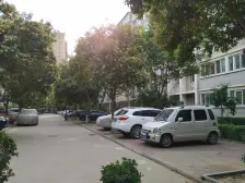 4、7号线 电梯两房 精装朝东 采光好 双卧带阳台