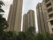 民安西上,满五唯一,风雨连廊,房东诚心出售。