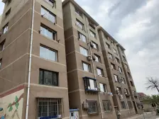 新婚精装修,装修花了15万,近D铁口,南北通透