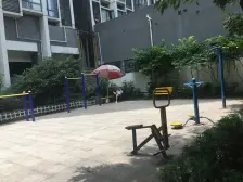 南坪万达商圈 龙湖天街 万达铭邸 正规大两房 住家装修