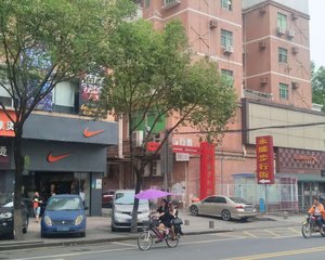 此4房2厅2卫满五唯一南北通透住了不到半年无抵押