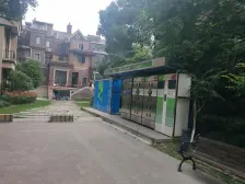 紧邻地铁口,户型方正,黄金楼层,带车位,采光视野好