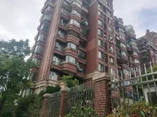 精装修凤凰楼层,可随时看房诚意出售