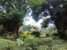 观音桥好吃街楼上 标准一房 业主诚心出售
