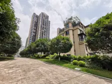 西区带露台,住家精装