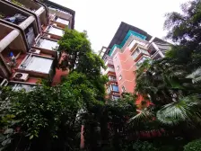 户型方正,采光好,出行方便的房子出售