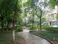 黄龙花园 全新装修 家私齐全 拎包入住