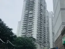 公务员小区住家四房出售 出行便捷 诚心出售