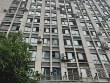 新牌坊嘉州 精致小户 全款证在手 户型方正