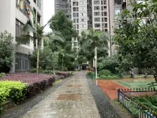 正规两房双阳台 朝小区 住家安静远离城市喧嚣