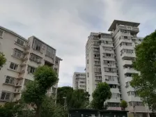 满5税费少,总价低,中间位置,户型方正