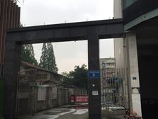神仙树6号院2室2厅东南