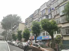 信义街 3室1厅 东北