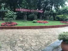 平层户型,中间楼层,采光好,带外阳台,住家装修