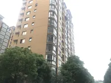 交大旁,电梯高区采光好,置换诚心出售。