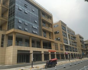 精装公寓,近地铁,近医院,近商场,拎包入住,