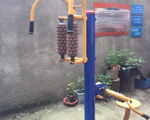 爱民路124号 4室1厅 东南