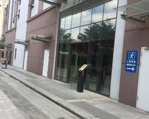 大朗体育馆旁,中央盛景大三房,业主诚心卖