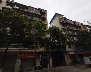 四方生态花园 3室2厅 东南