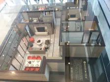 80平米前后花园、大平层,大横厅,大阳台