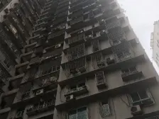 新华路 鑫龙大厦四房150万