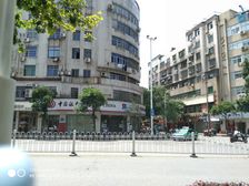 现代城 楼梯复式楼 带露台 大四房