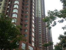 精装,采光佳,70年,户型方正,证过二,带车储