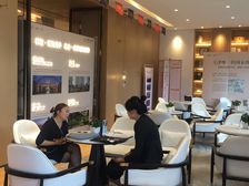 南北户型,楼间距比较大,好楼层,采光好,位置好