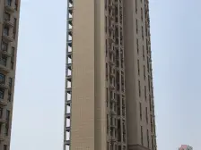 精装修,带车位,带小院,全明户型,东华崇文旁