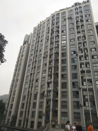 华天俊秀