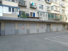近地铁不顶公摊占用少,实得面积大