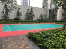 年轻人自住两房,配套齐全 适合居住