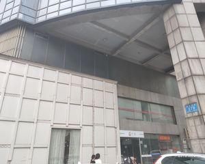 BoBo国际大厦2室1厅南